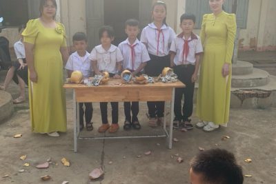 Phong trào ” Tiết kiệm-nuôi heo đất ” năm học 2023-2024